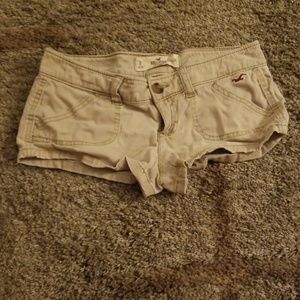 Hollister cargo colored short shorts size 0
